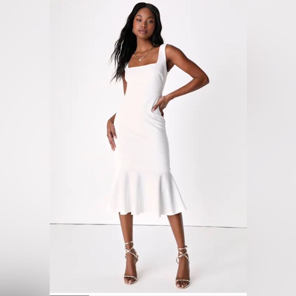 Lulus Moment Maker White Square Neck Trumpet Midi Dress M NWT